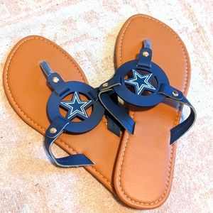 Dallas Cowboys flip flops Sz7/8
